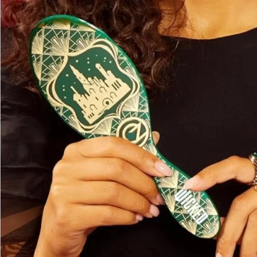 Wicked Wet Brush and Scrunchie set NIB Emerald City
